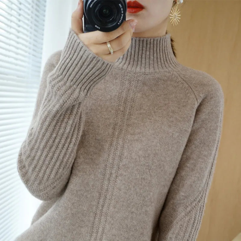 Pull femme élégant à col montant