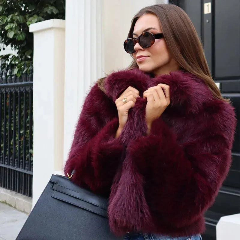 Veste Femme Éléga en Fausse Fourrure - Bordeaux