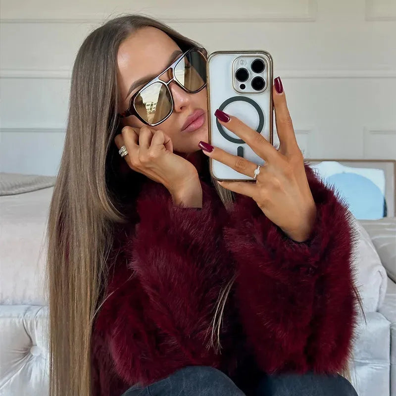 Veste Femme Éléga en Fausse Fourrure - Bordeaux
