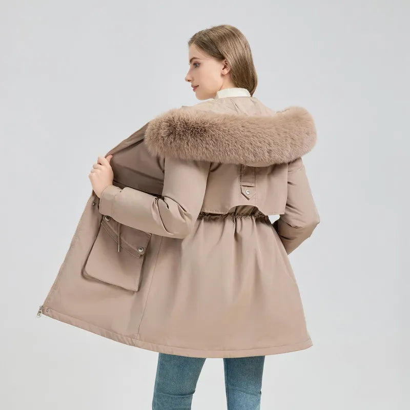 Veste d'hiver femme avec capuche en fausse fourrure - Style élégante