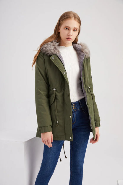 Parka Femme Hivernale à Capuche avec Fausse Fourrure – Chaude & Élégante