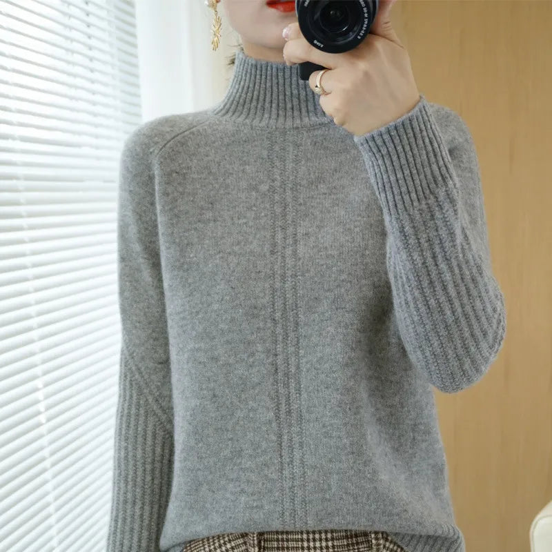 Pull femme élégant à col montant